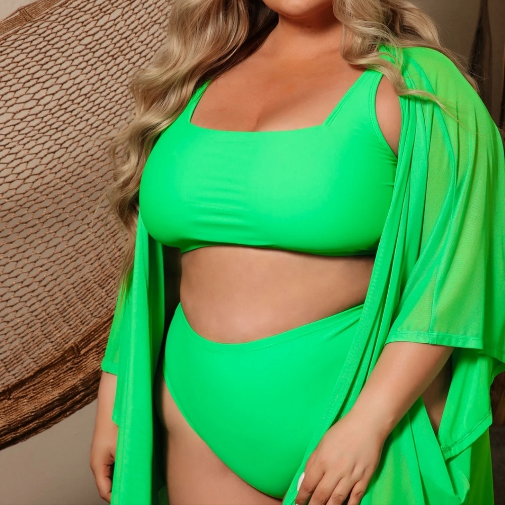 Fashion Nova Curve Bikini Set (Kelly Green)
